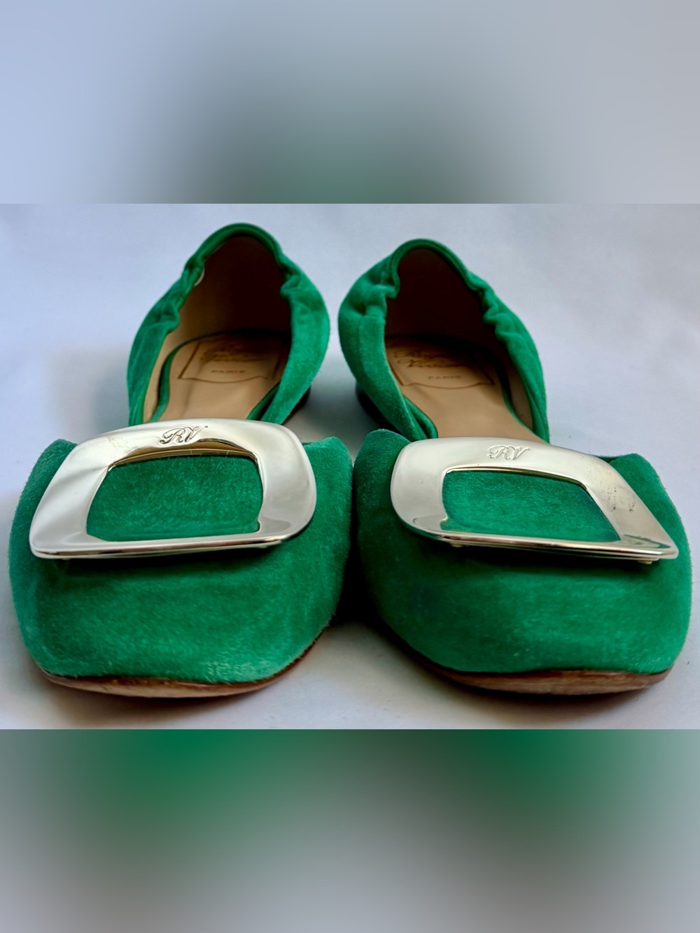Roger Vivier Chips D’Orsay Emerald Green Suede RV Buckle Ballet Flats 37.5 ELF